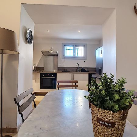 Appartement Avec Terrasse En Centre Ville De Saint Remy De Provence Exteriör bild